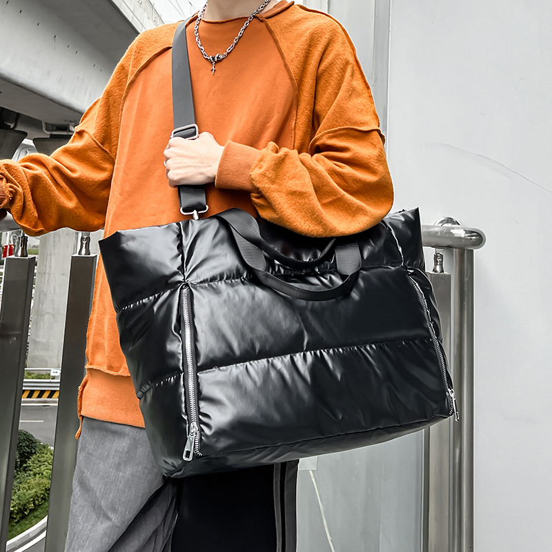 Women Y2k Silver Shoulder Bag  - Down Jacket Packable のレビューと価格