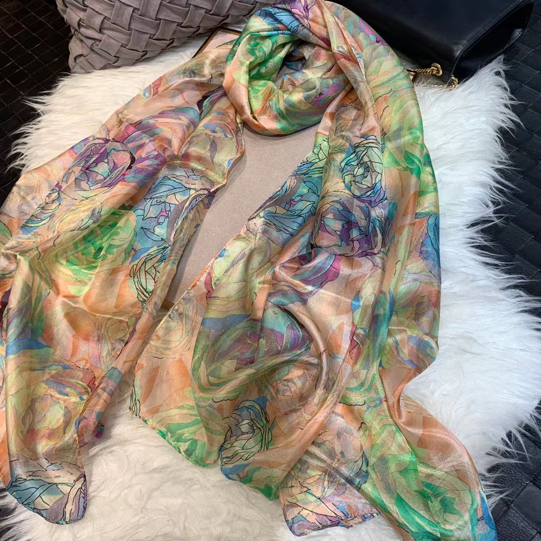 Ladies Green 100% Silk Scarf S - Shawl Wrap Winter のレビューと価格
