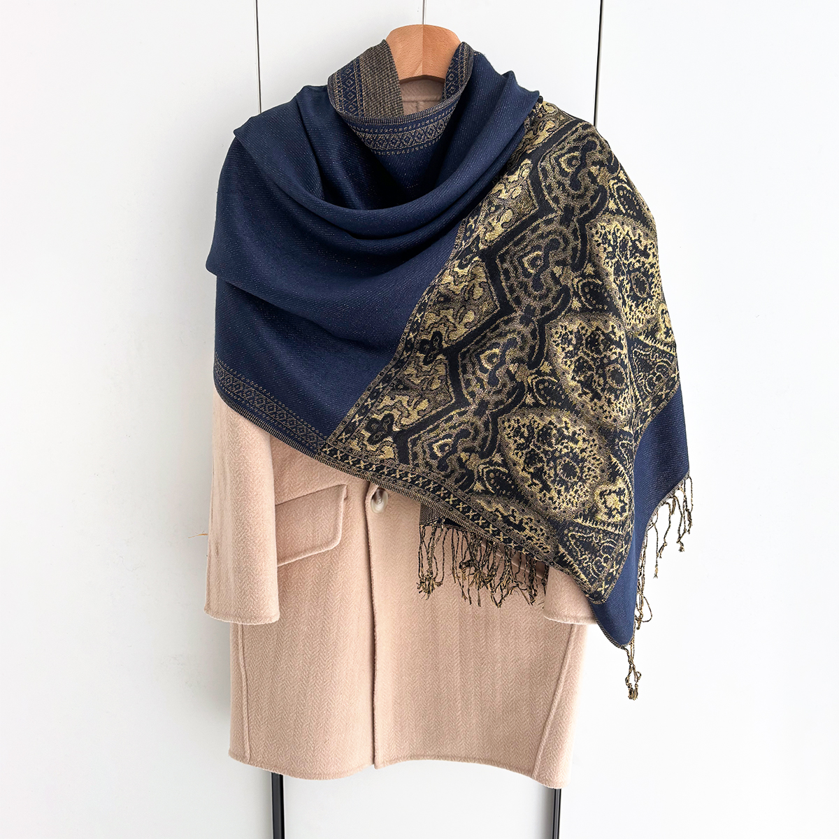 Luxury Scarf For Women Autumn  - Cashmere Pashmina Wrap のレビューと価格