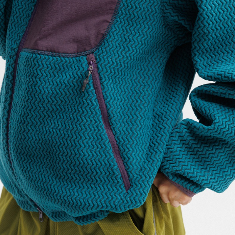 Stay Cozy Outdoors: Unisex Qui - Sherpa Hoodie Fleece のレビューと価格