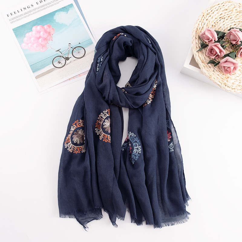 Many Colours Ethnic Embroidery - Shawl Wrap Winter のレビューと価格