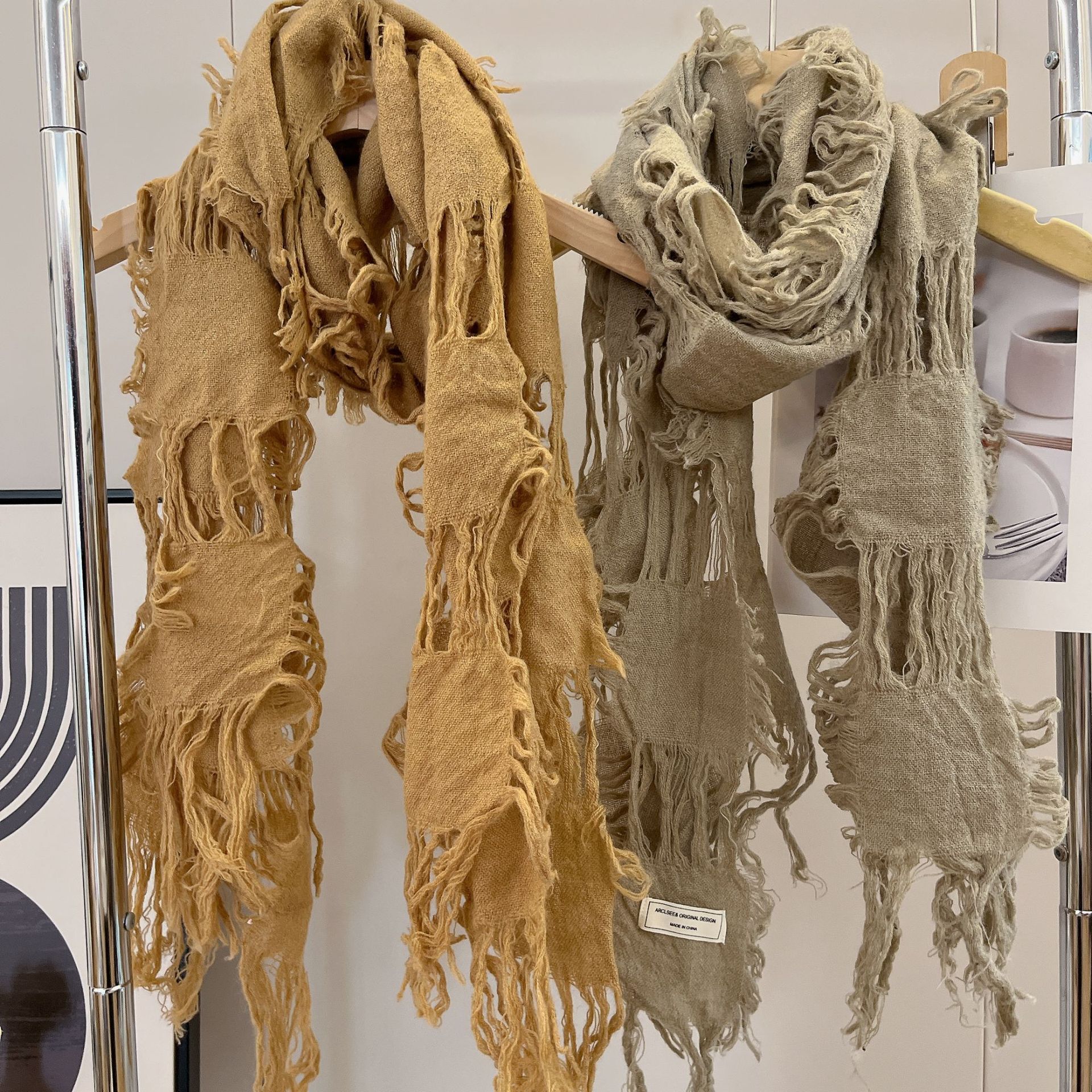 2025 New Fashion Ripped Hole T - Wool Scarf Men のレビューと価格